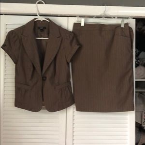 BCX striped brown suit